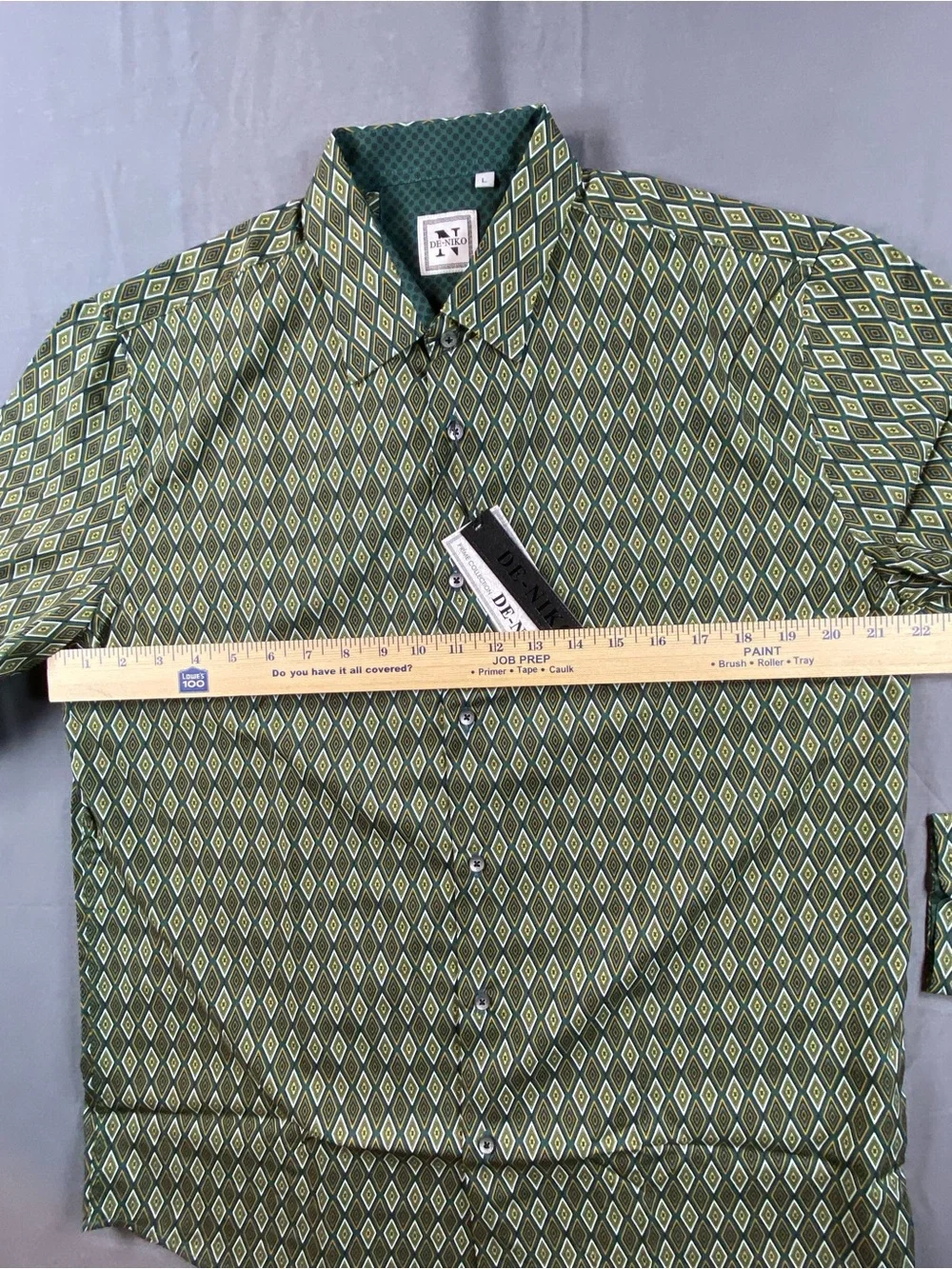De - Niko Men's Green Diamond-Pattern Dress Shirt